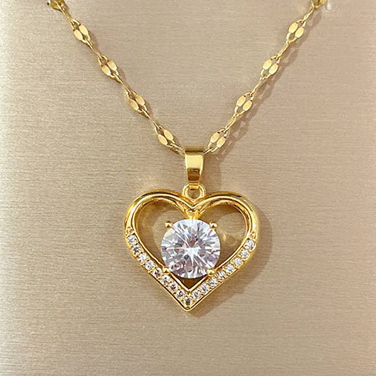 Golden Heart & Lips Necklace