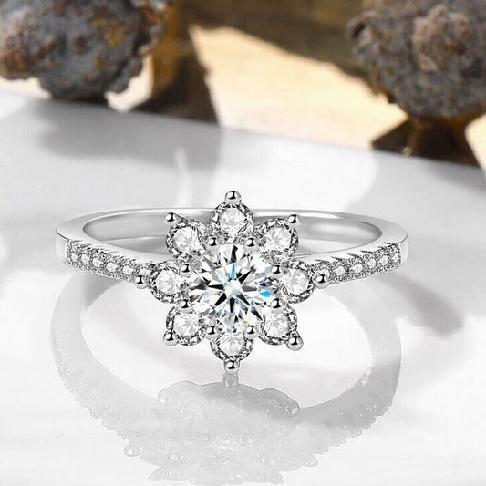 Crystal Snowflake Ring – 925 Sterling Silver