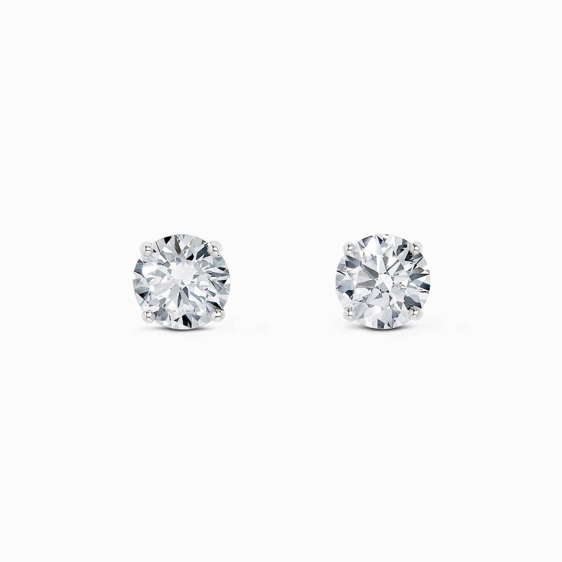 4Tcw Royal Sparkle Studs – Effortless Glamour